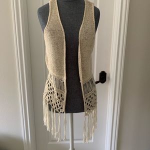 Vest/wrap